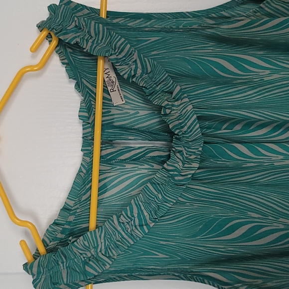 Blousey Tank - Picture 3 of 7